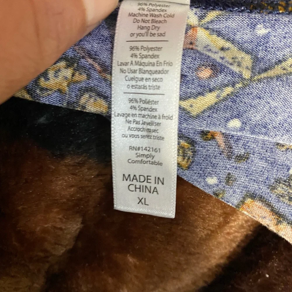 LuLaRoe multi-colored
SIZE XL blusa - Picture 2 of 5